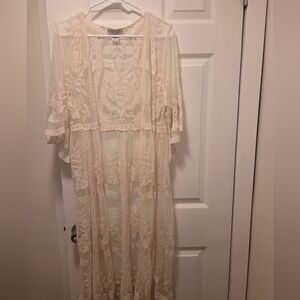 Rachel Zoe Elegant Cream Lace Kimono